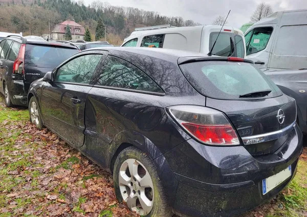 niepołomice Opel Astra cena 3650 przebieg: 200000, rok produkcji 2005 z Niepołomice